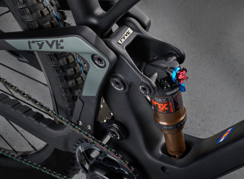 Spot Ryve 115 v2 mountain bike shock rocker link detail