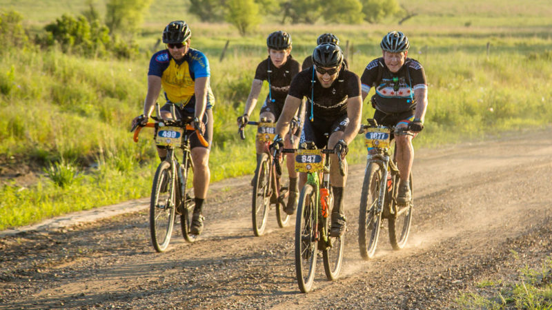 Unbound Gravel bans Aerobars for Elite racing, amateurs OK