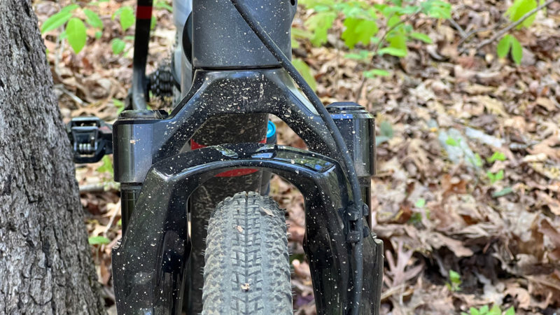 rockshox rudy xplr gravel bike suspension fork review and closeup details