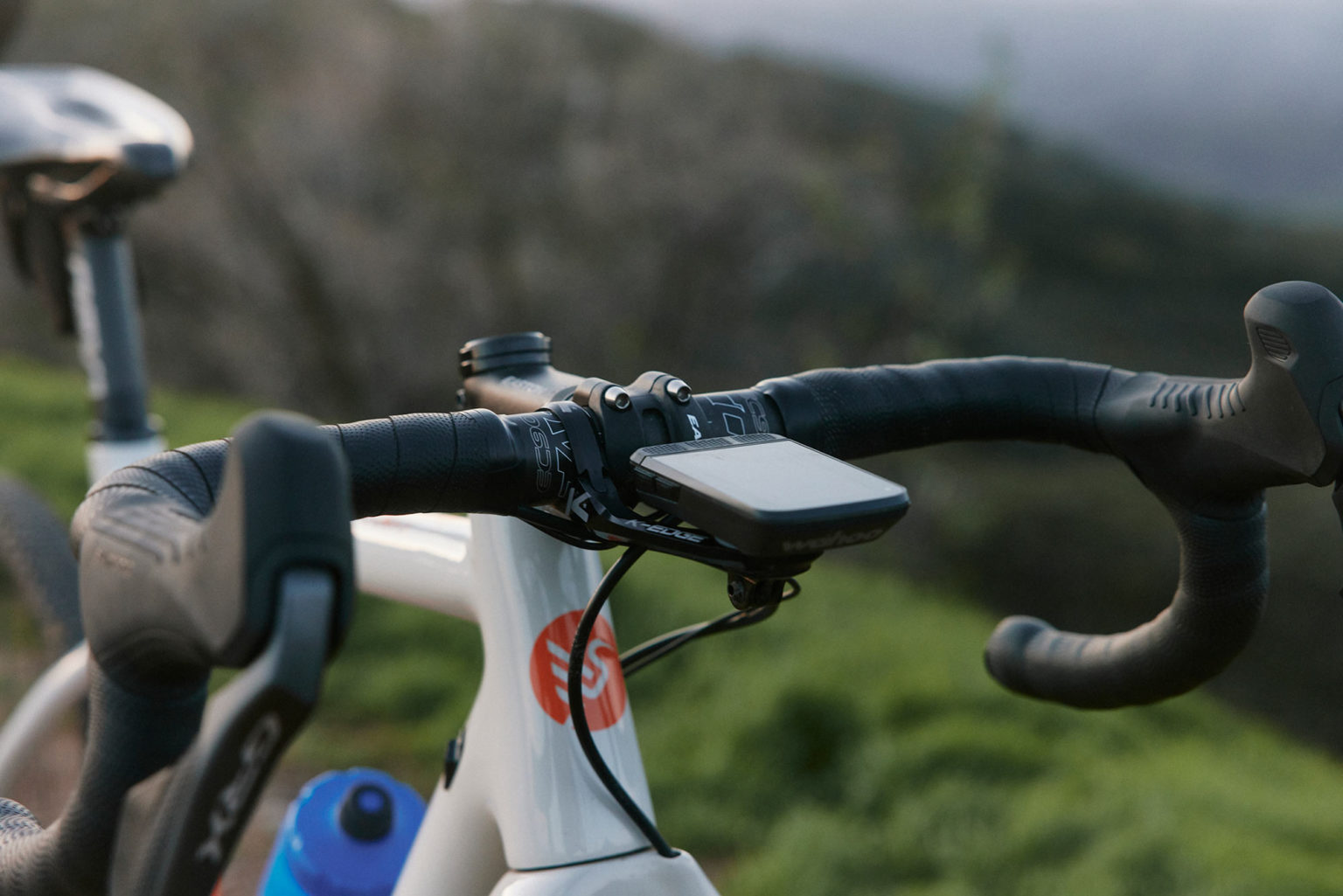 Easton EC90 ALX blends road & gravel ergonomics into ultralight