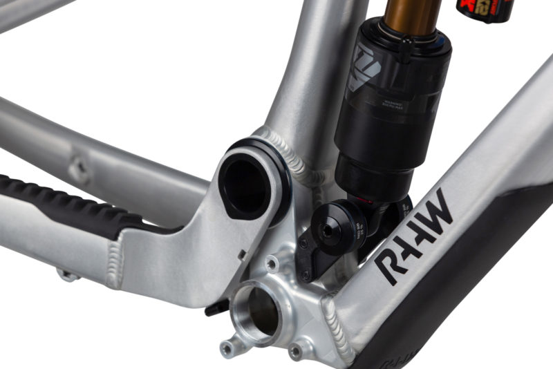 raaw yalla! dh mtb exchangeable lower shock mount tab alters bb height progression