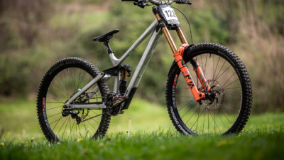 RAAW Yalla! DH Bike Adapts with Plethora Adjustable Parameters