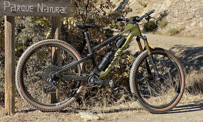 2023 Canyon Neuron CF carbon trail mountain bike, new Neuron CF 9 SL