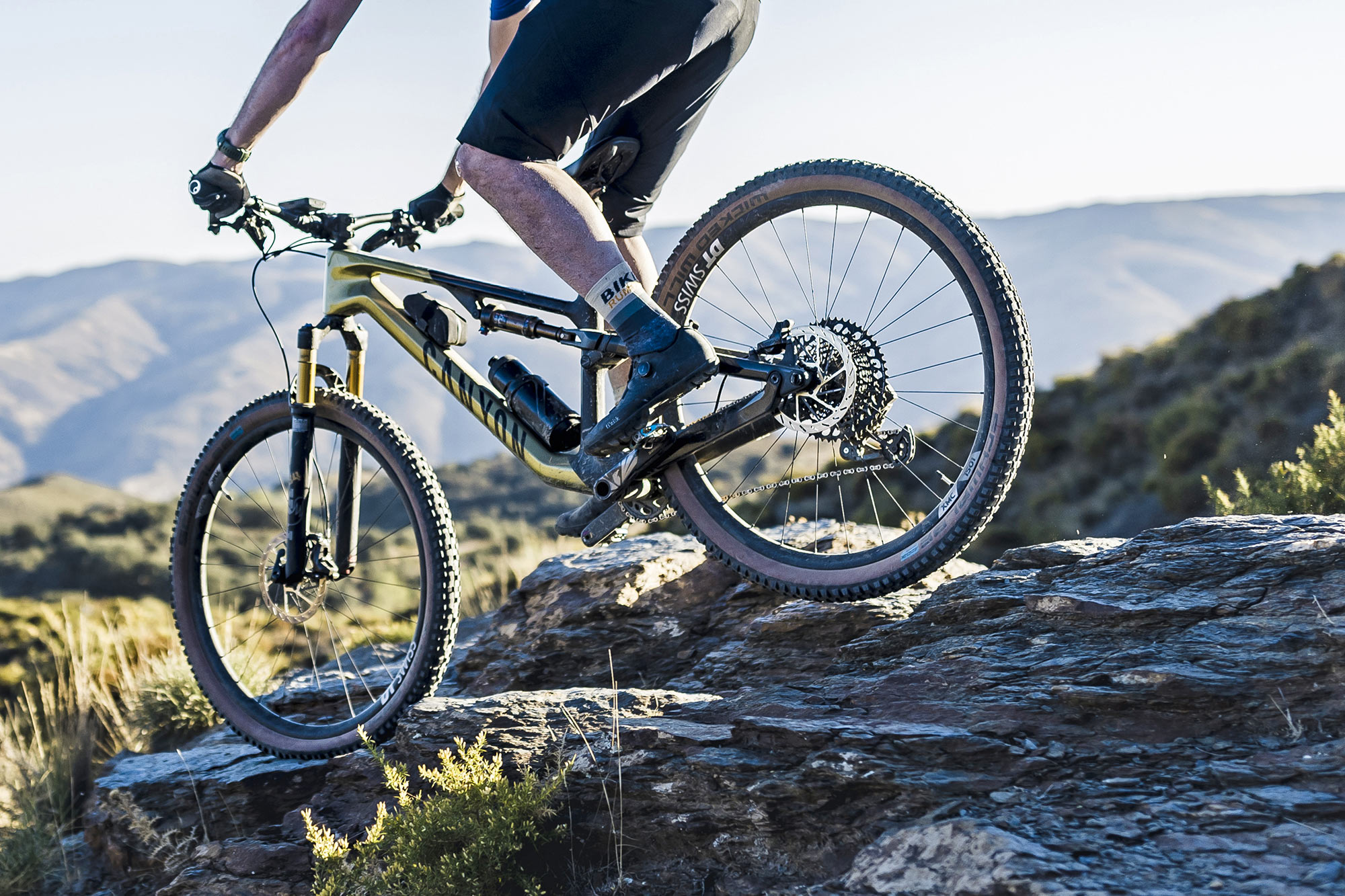 All-New Canyon Neuron updates modern, more capable do-it-all trail mountain bike