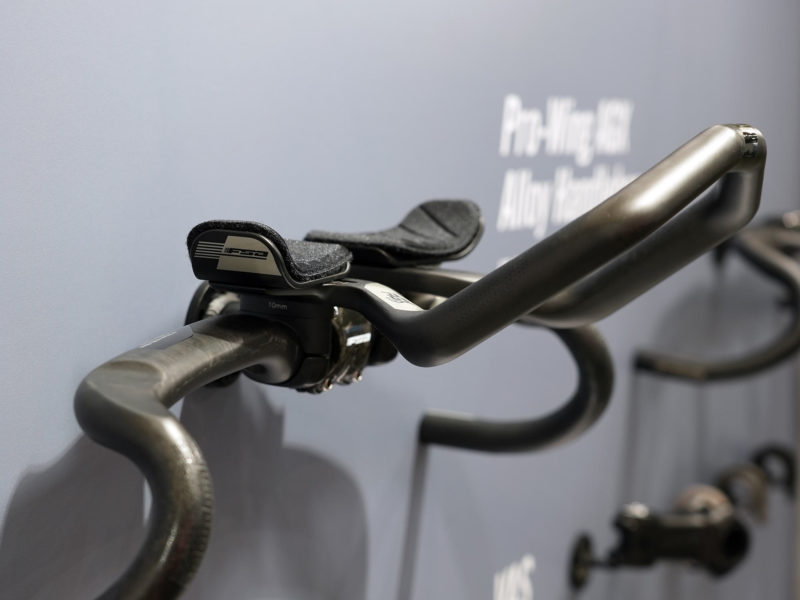 FSA K-Force AGX Loop carbon gravel bike handlebar and aero extension loop