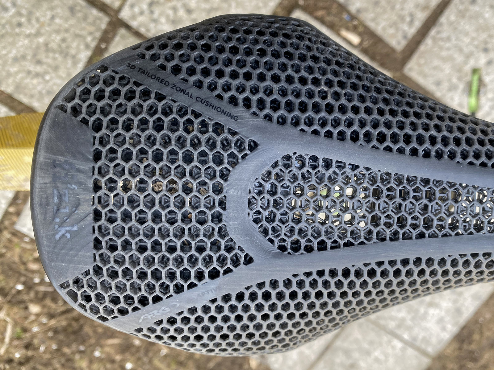 Fizik's Most Versatile Saddle is 3D-Printed Vento Argo Adaptive 00