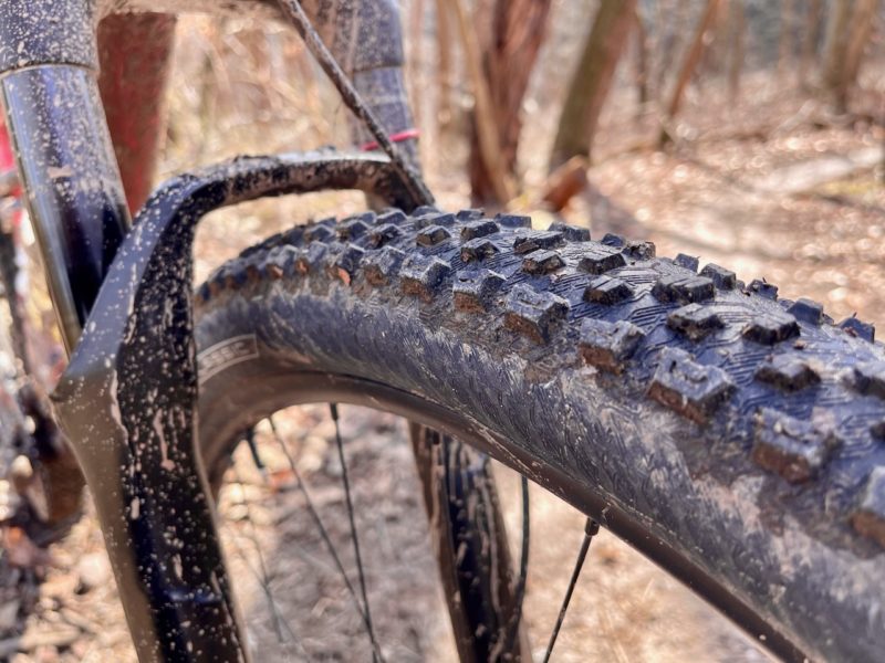 HUNT XC Wide Wheelset review front tire knobs
