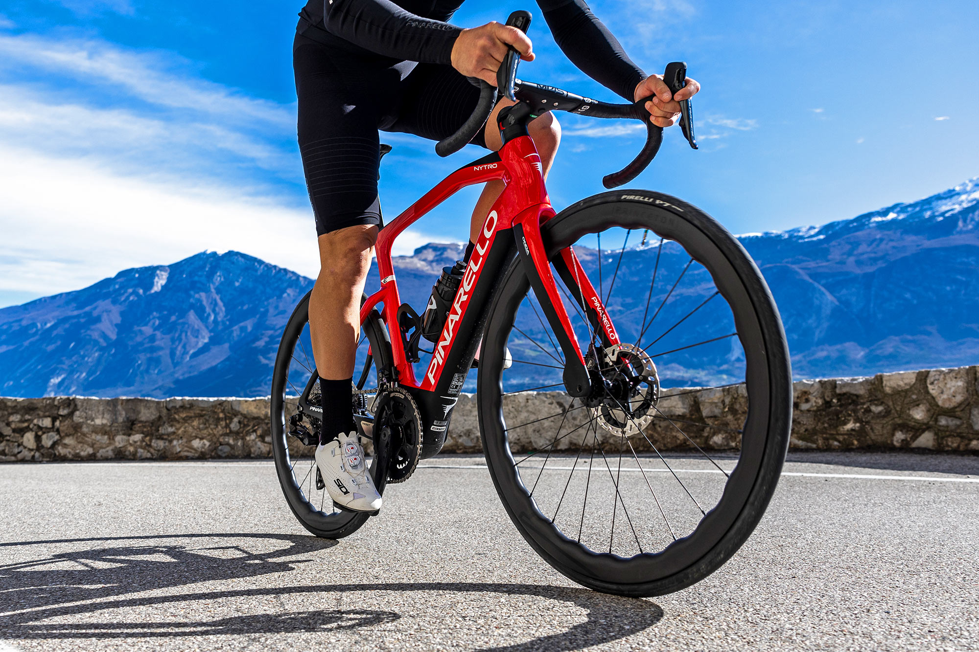 Pinarello NYTRO Carbon Red 936 electric road bike – a real