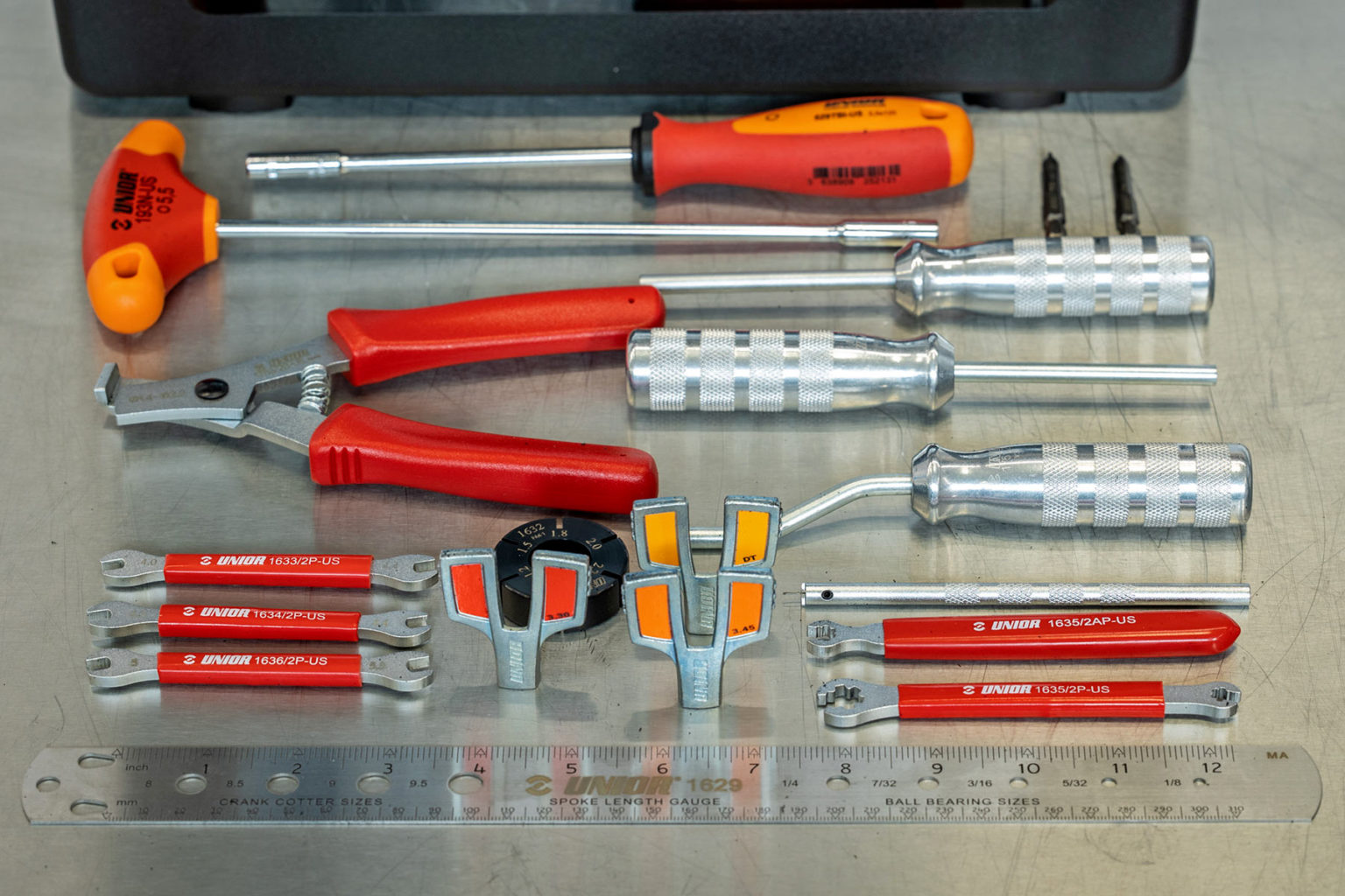 Unior Bike Tools Go Red Globally, with Ergonomic Upgrades Bikerumor