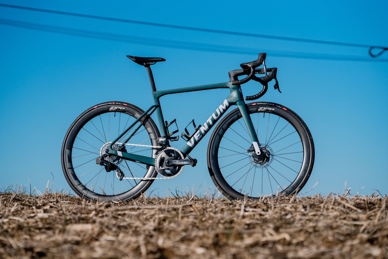 Updated Ventum NS1 Aero Road Bike is Fast and It Can Clear 35mm Tires