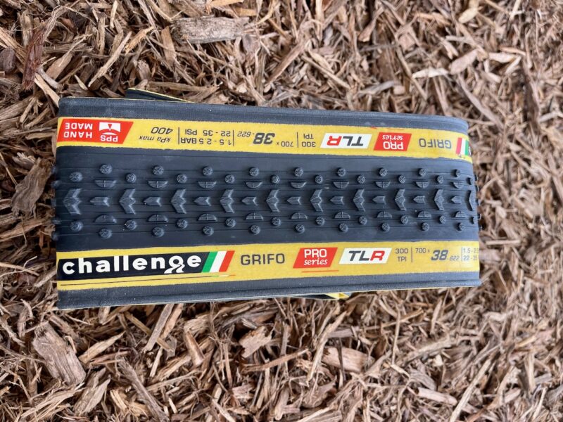 Challenge Tire 700 X 38 side
