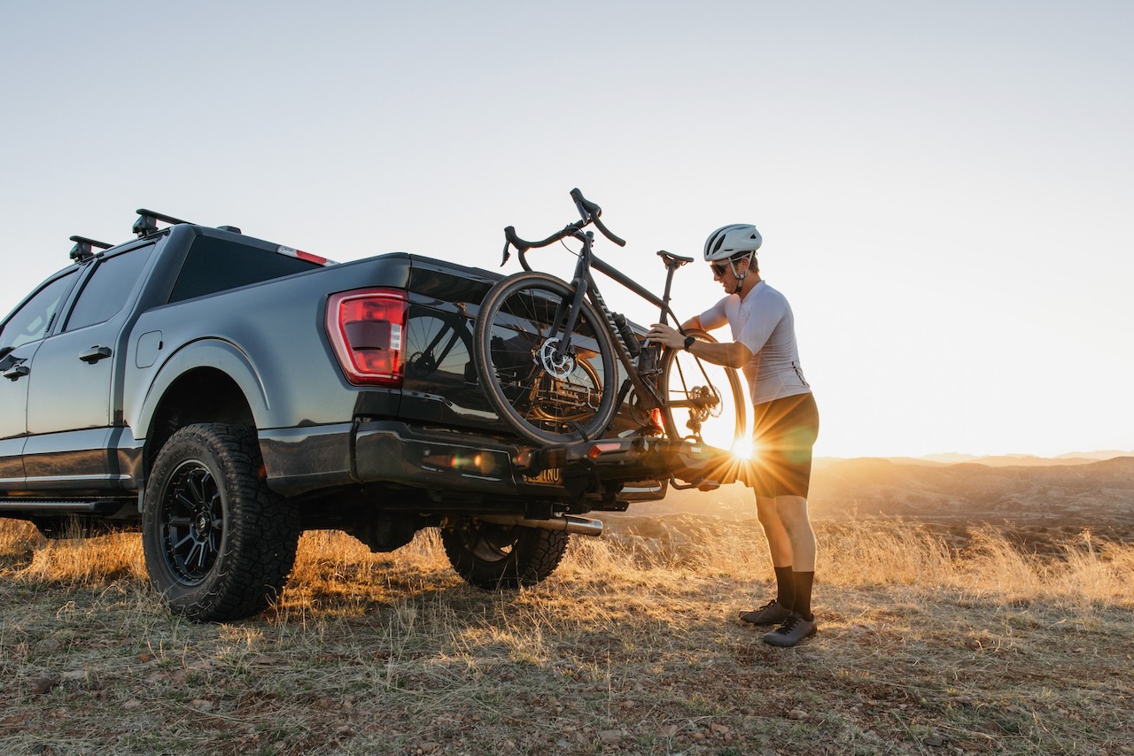 Feature rich! The new Thule Epos rack is their most impressive bike rack  yet - Velo