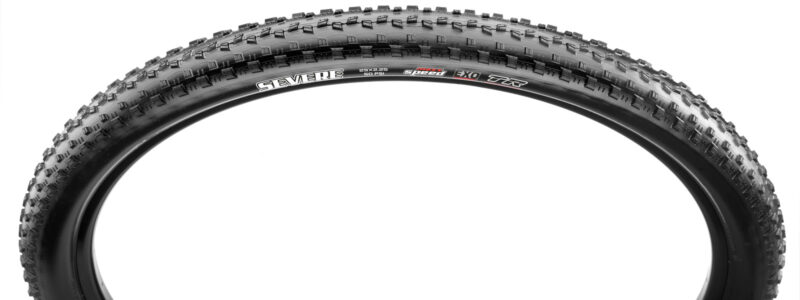 maxxis severe mtb tire for wet conditions tread pattern detail