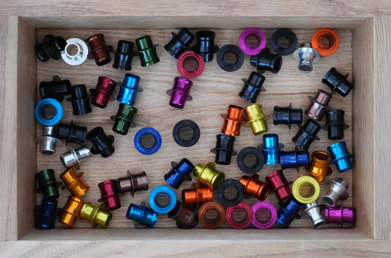 color options for Project 321 G3 hubs