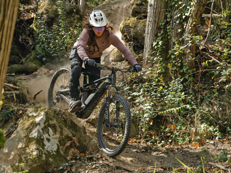 2023 Canyon Spectral:ON all-mountain ebike upgraded eMTB, riding
