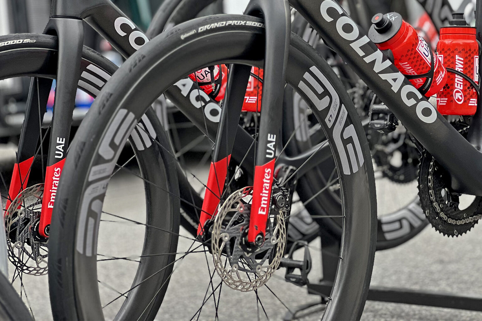 UAE Emirates Tease Prototype CarbonCarrier CarbonTi Centerlock Disc