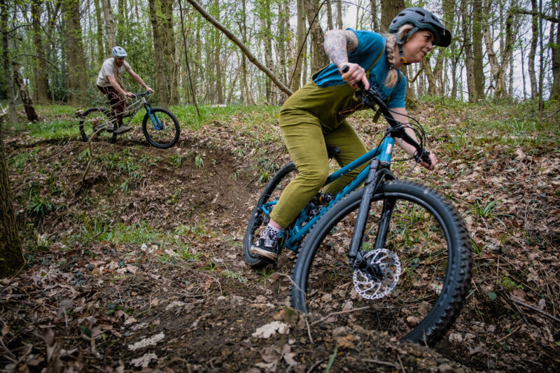Cotic FlareMAX Gen5, 125mm steel full-suspension trail bike, made-in-the-UK, photo by Richard Baybutt, riding