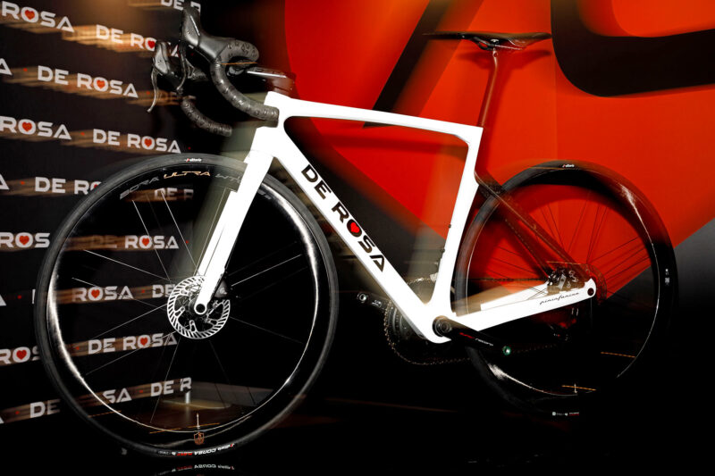 2023 De Rosa 70 Settanta lightweight carbon aero road bike, designed by Pininfarina, non-driveside