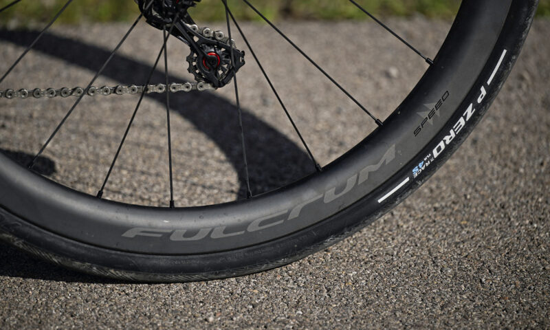 2023 Fulcrum Speed 42 57 lightweight aero carbon road bike wheels, rim detail
