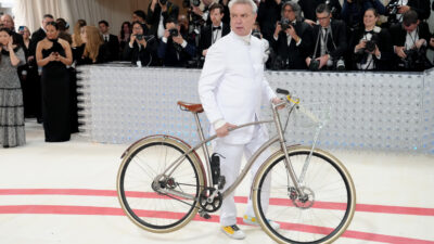 Riding a Bike to the Met Gala in White Pants? Belt Drive Saves the Day