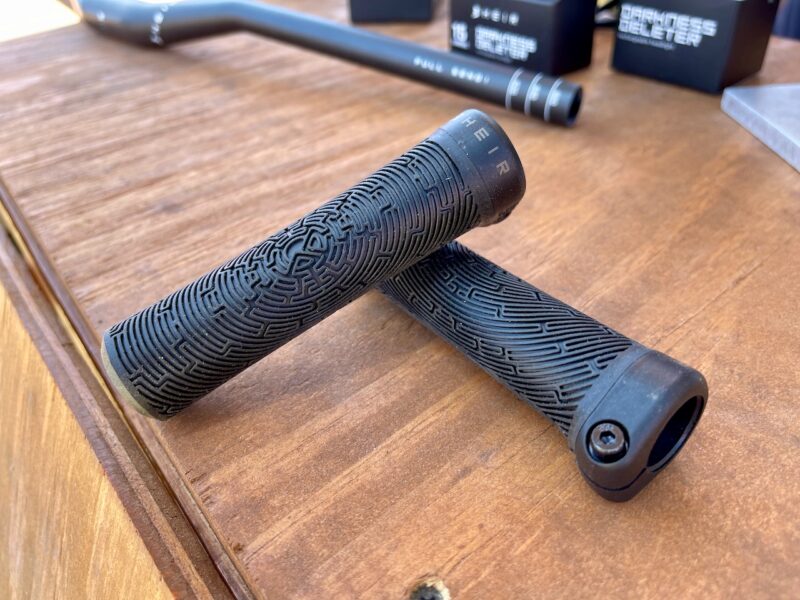 Prevelo Bikes Updated designs at sea otter classic 19mm grips