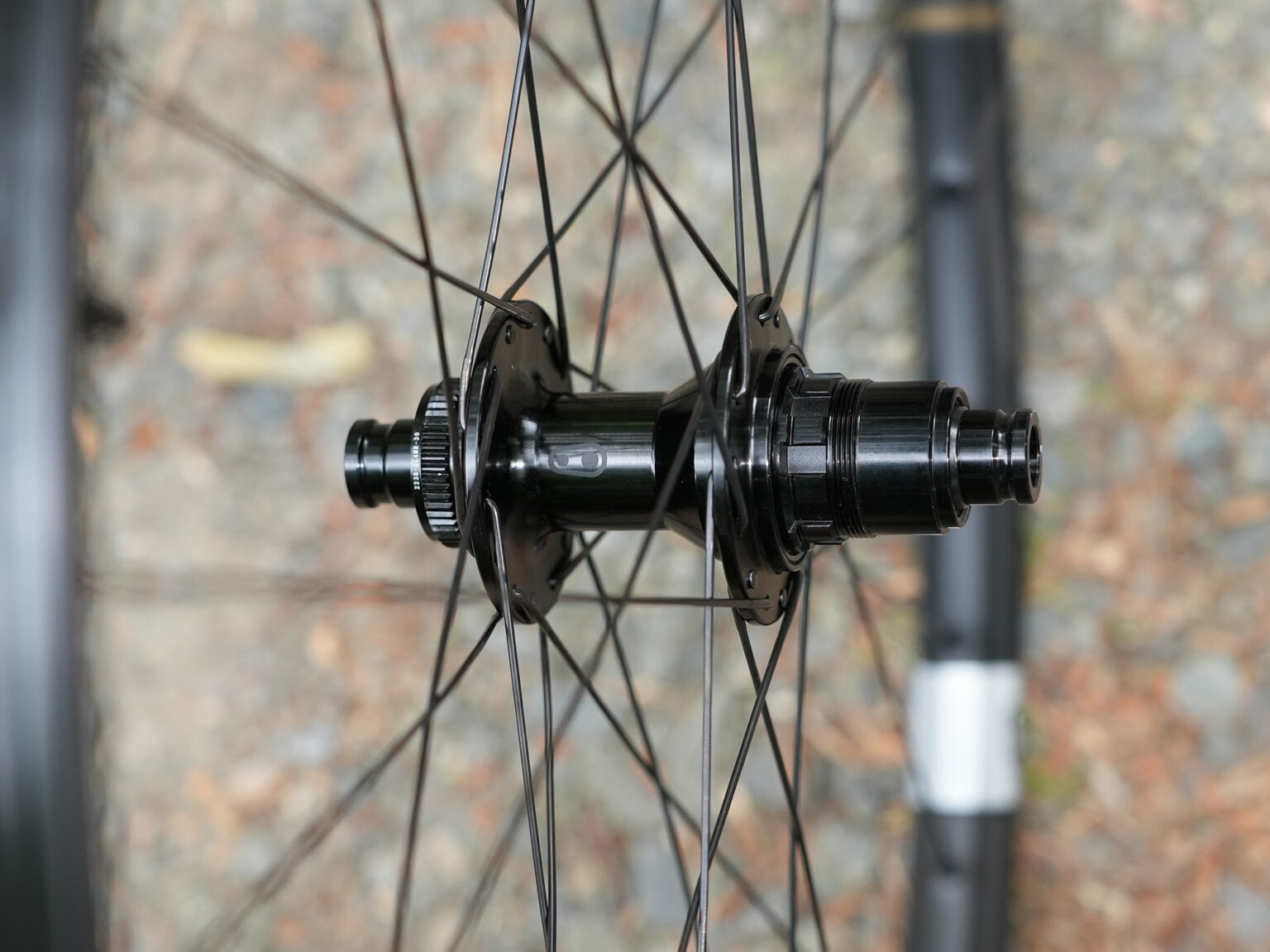 Crank Brothers Synthesis Gravel wheels debut in carbon & alloy zenocycle