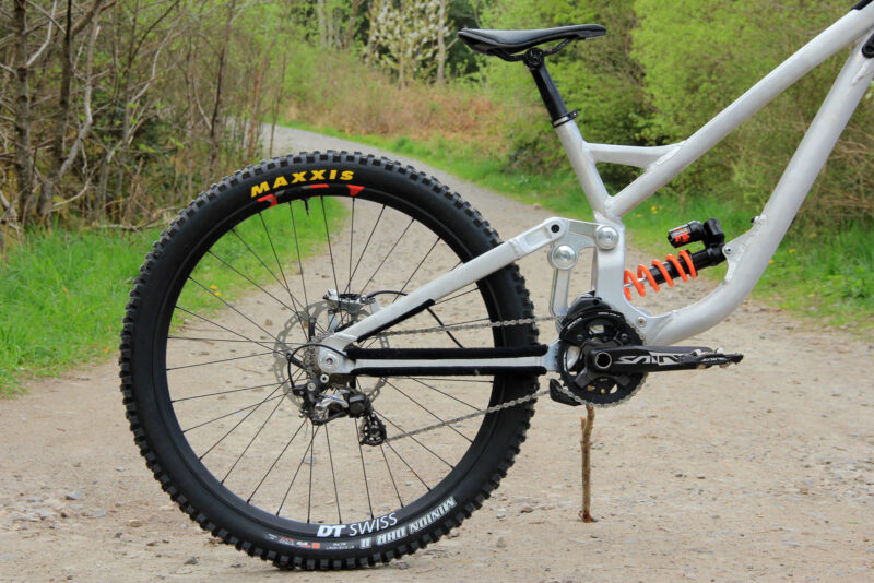 prototype saracen myst dh bike 2023 6-bar linkage