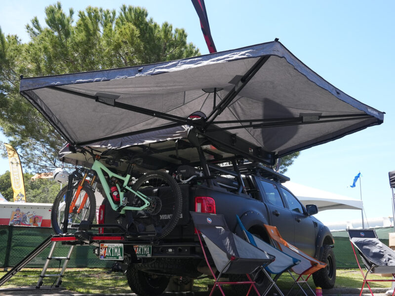 yakima vehicle roof awning and tent