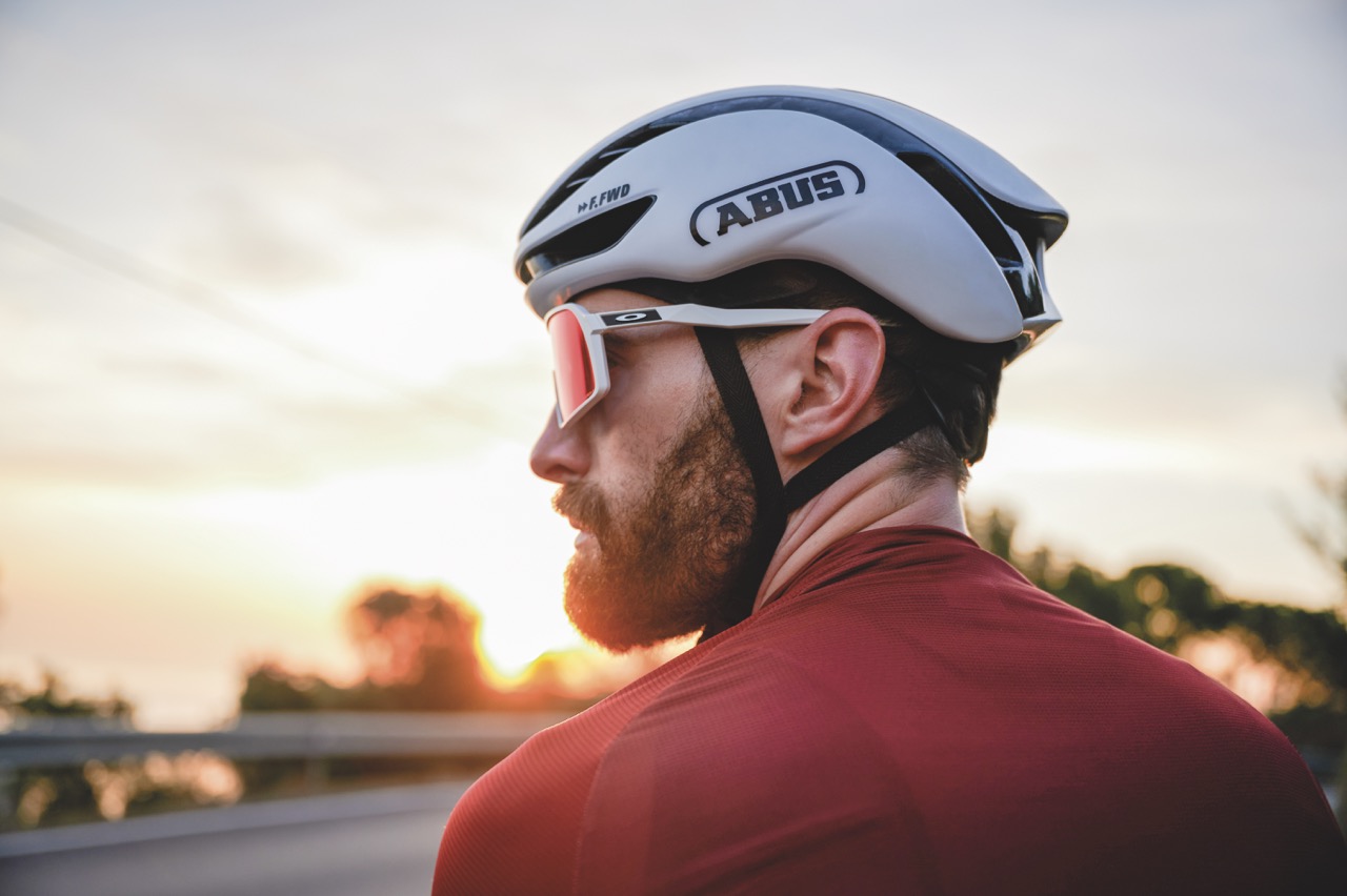 Beating the Wind with the New ABUS GameChanger 2.0 - Bikerumor