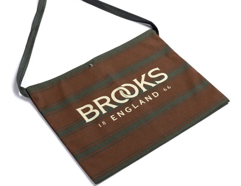 Brooks LE C17 MGR Saddle incluted musette