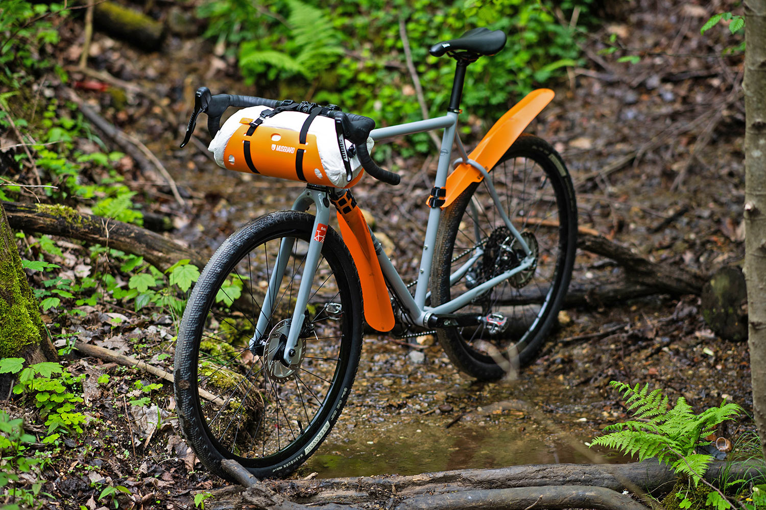 Musguard Handlebar Harness lightweight roll-up bikepacking bar roll bag carrier, gravel bike