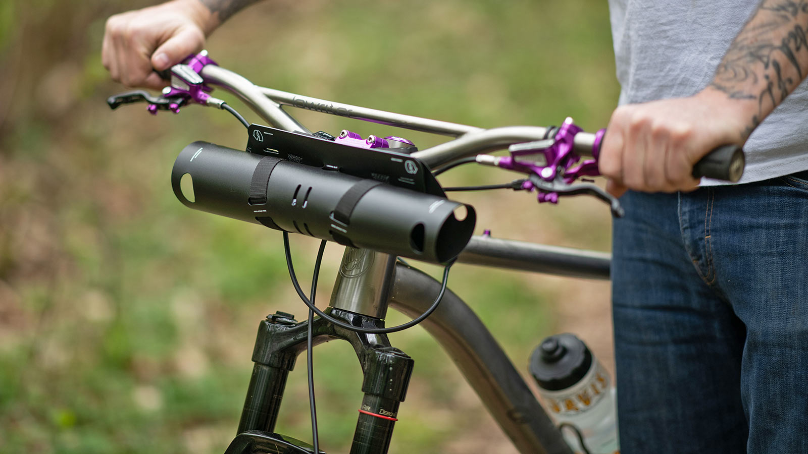 Musguard-Lenkergurt, leichter, aufrollbarer Bikepacking-Bar-Rolltaschenträger, zusammengerollt und geschlossen zum Fahren