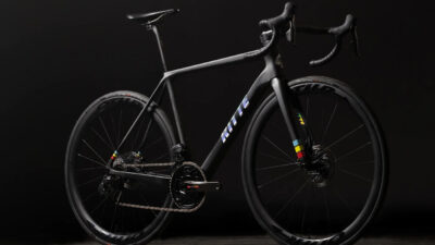New Carbon Ritte Esprit Aims to Epitomize the Modern Road Bike