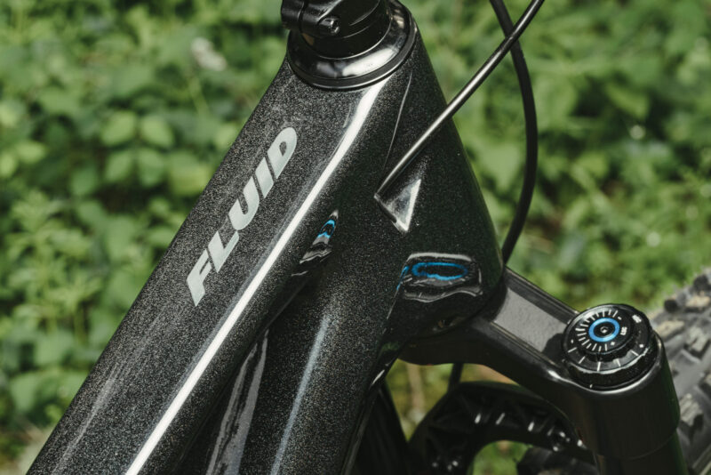 norco fluid fs carbon front triangle internal cable routing