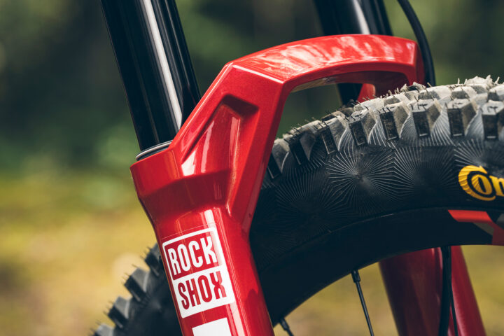 New RockShox BoXXer Fork Gets 38mm Stanchions and 