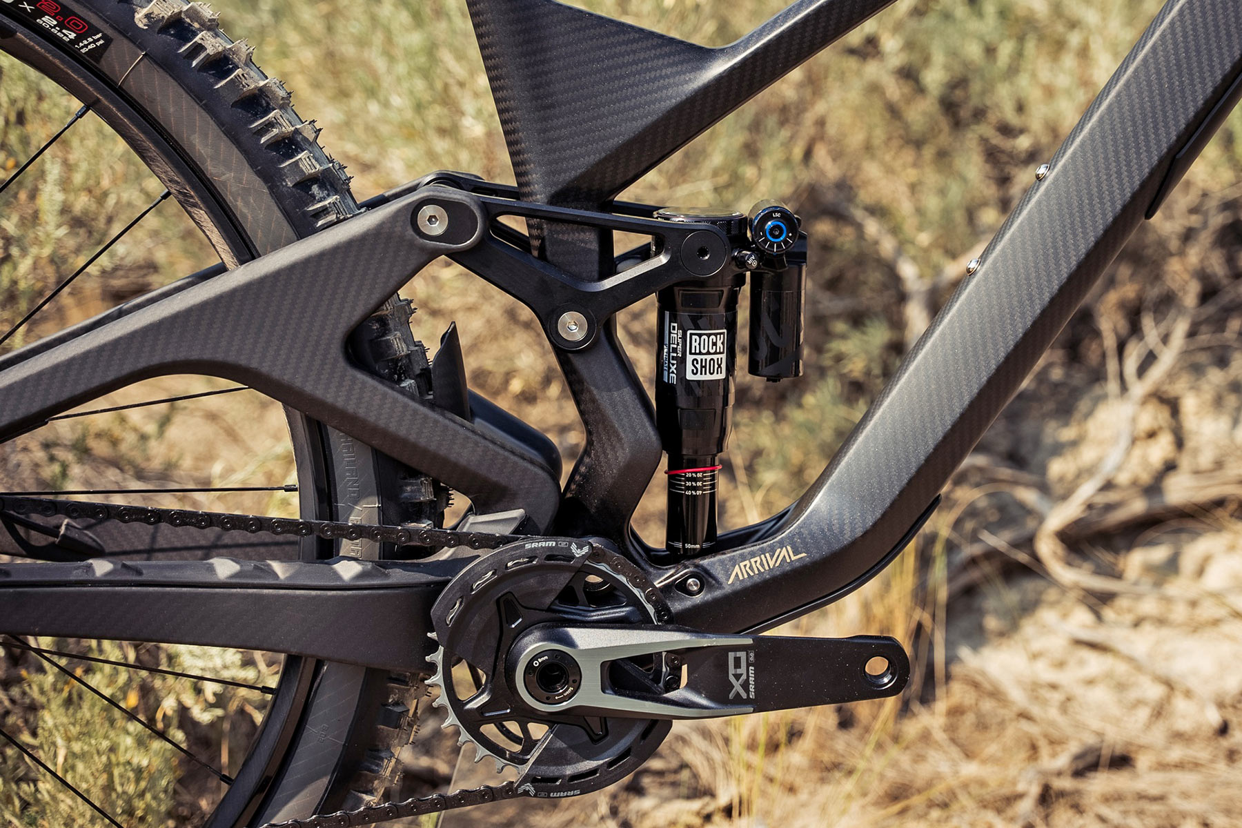 We Are One Arrival limited edition modular carbon mountain bike made-in-Canada, 130mm Trail, 152mm All-Mountain, 170mm Enduro bikes, new rear end