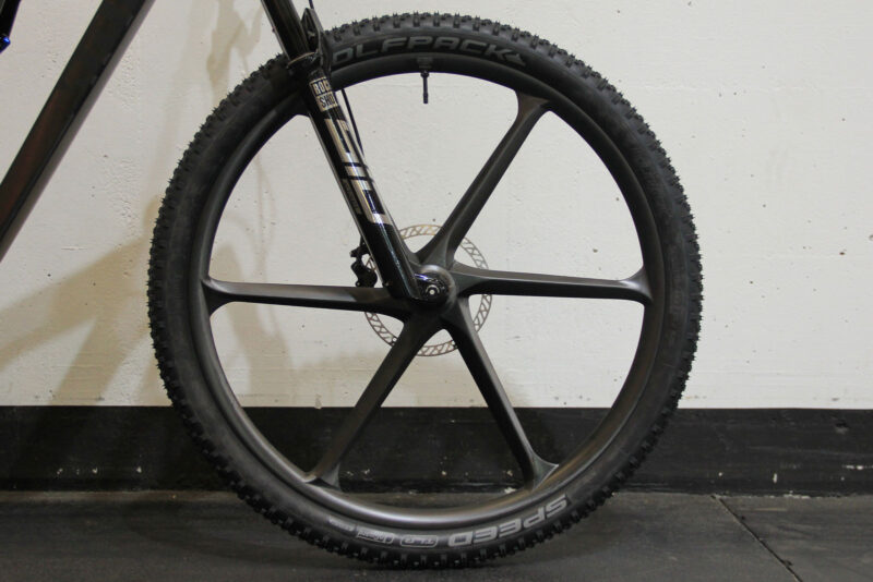 stoll 110mm sr bike ahead composites biturbo rs wheelset