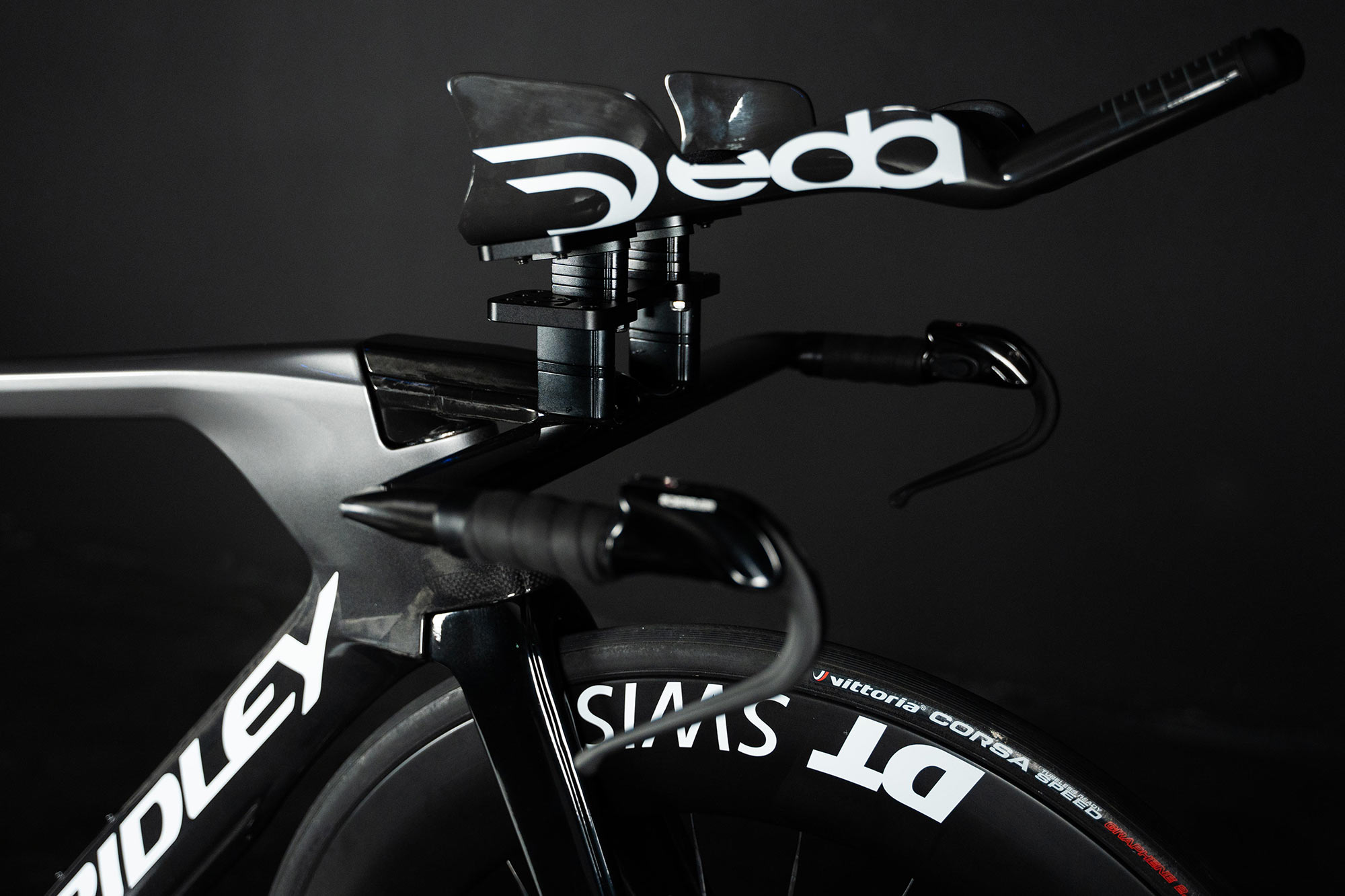 closeup details of Ridley Dean Fast Disc TT bike