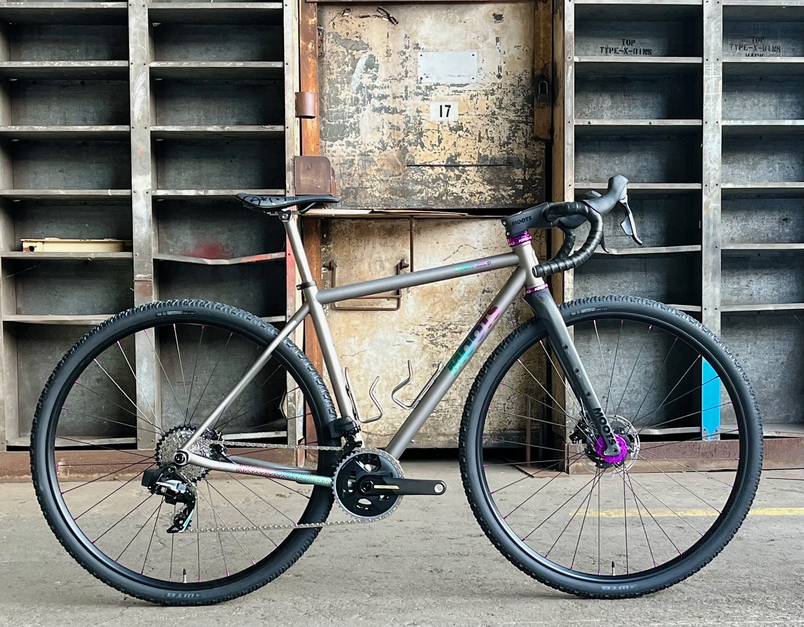 Moots CRDD prototype with 750D wheels and tires