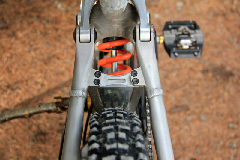 mondraker downhill bike fort william brook macdonald prototype upper cnc machined brace