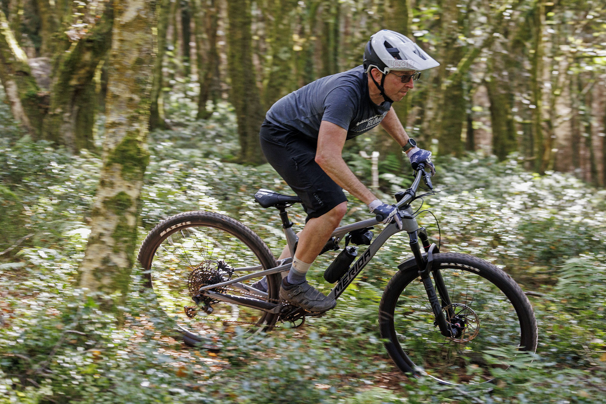 Merida One-Twenty Review, affordable 130mm alloy trail mountain bike, photo by Paul Box, riding