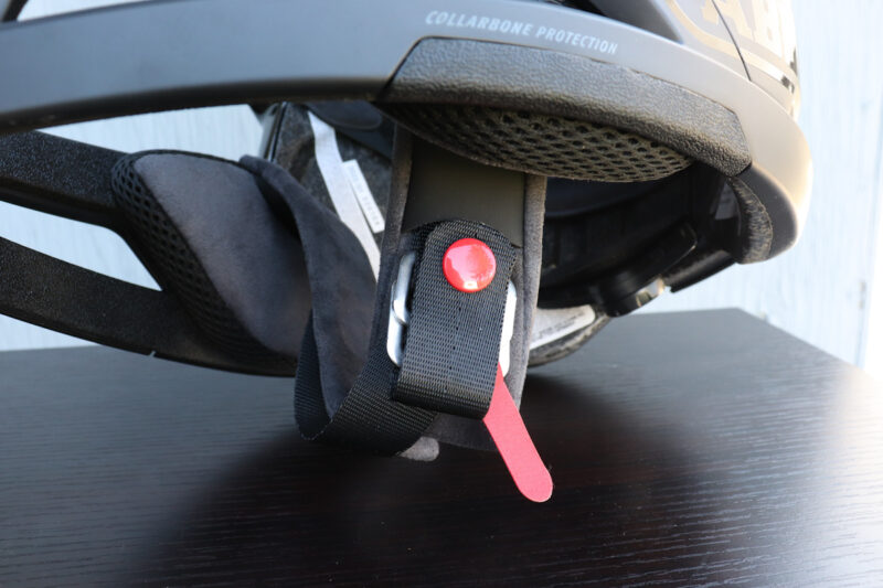 ABUS AirDrop helmet, strap and collarbone pad