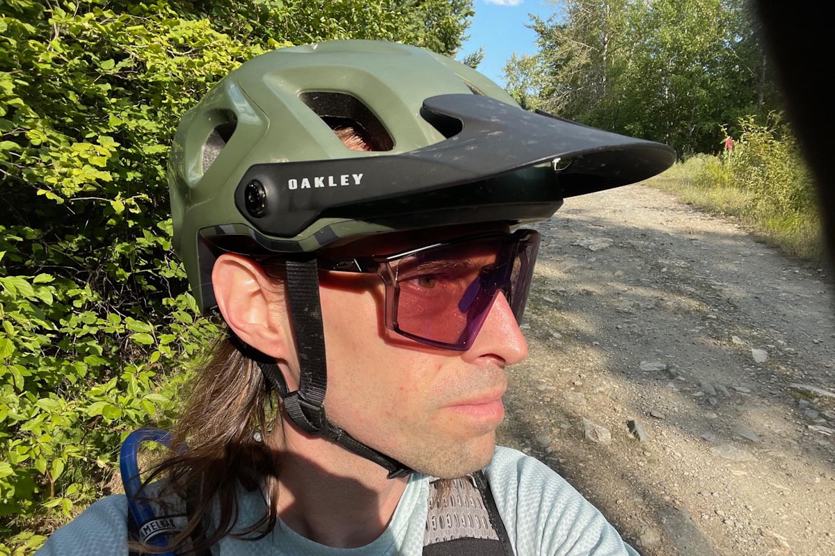 Julbo Edge sunglasses, with Oakley DRT5 helmet