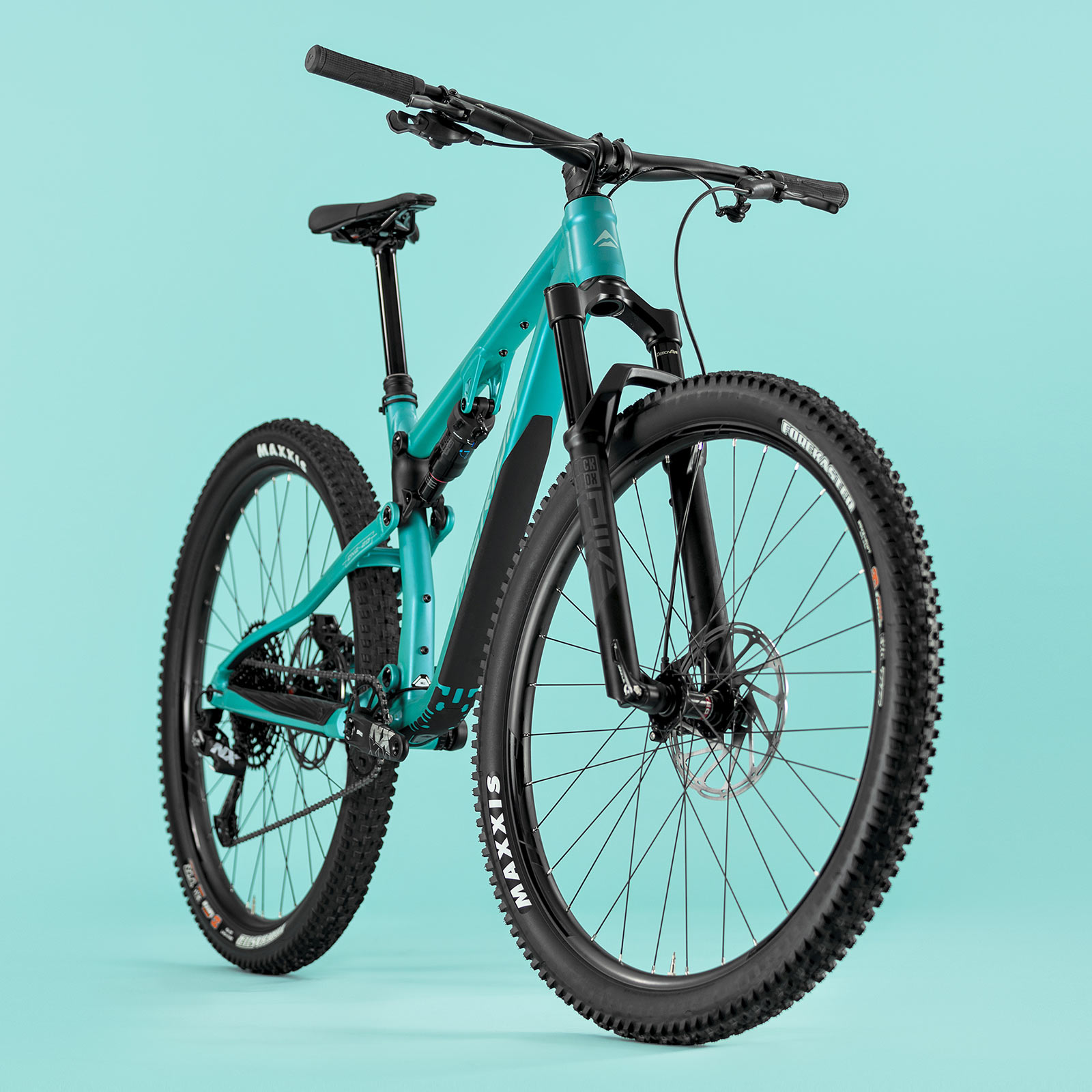 Merida One-Twenty, affordable 130mm aluminum alloy Lite trail mountain bike details, angled