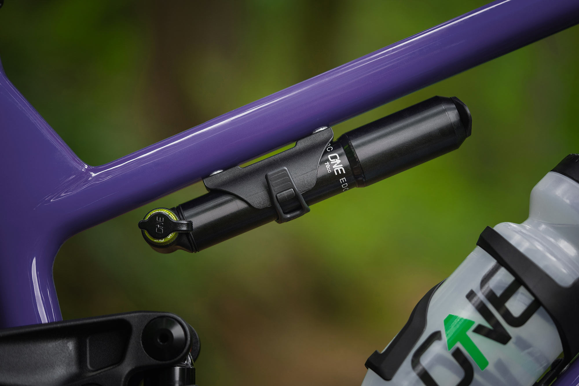 OneUp adds Inline Pump Mount & Bolt-On Tube Strap