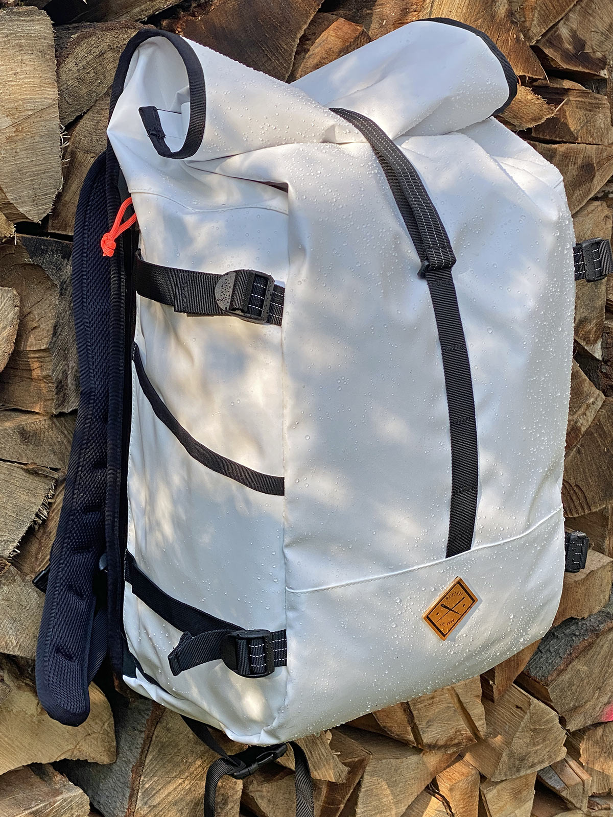 Restrap waterproof Rolltop Backpack 40L, expanded