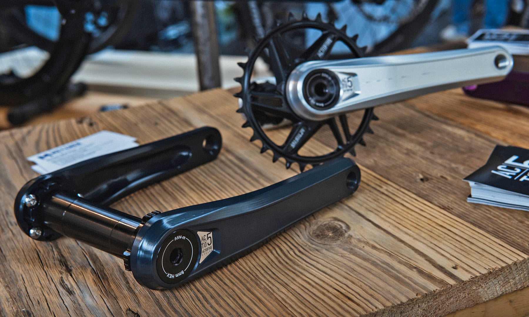 Actofive Signature X more affordable CNC-machined aluminum MTB crankset made-in-Germany, gray prototype