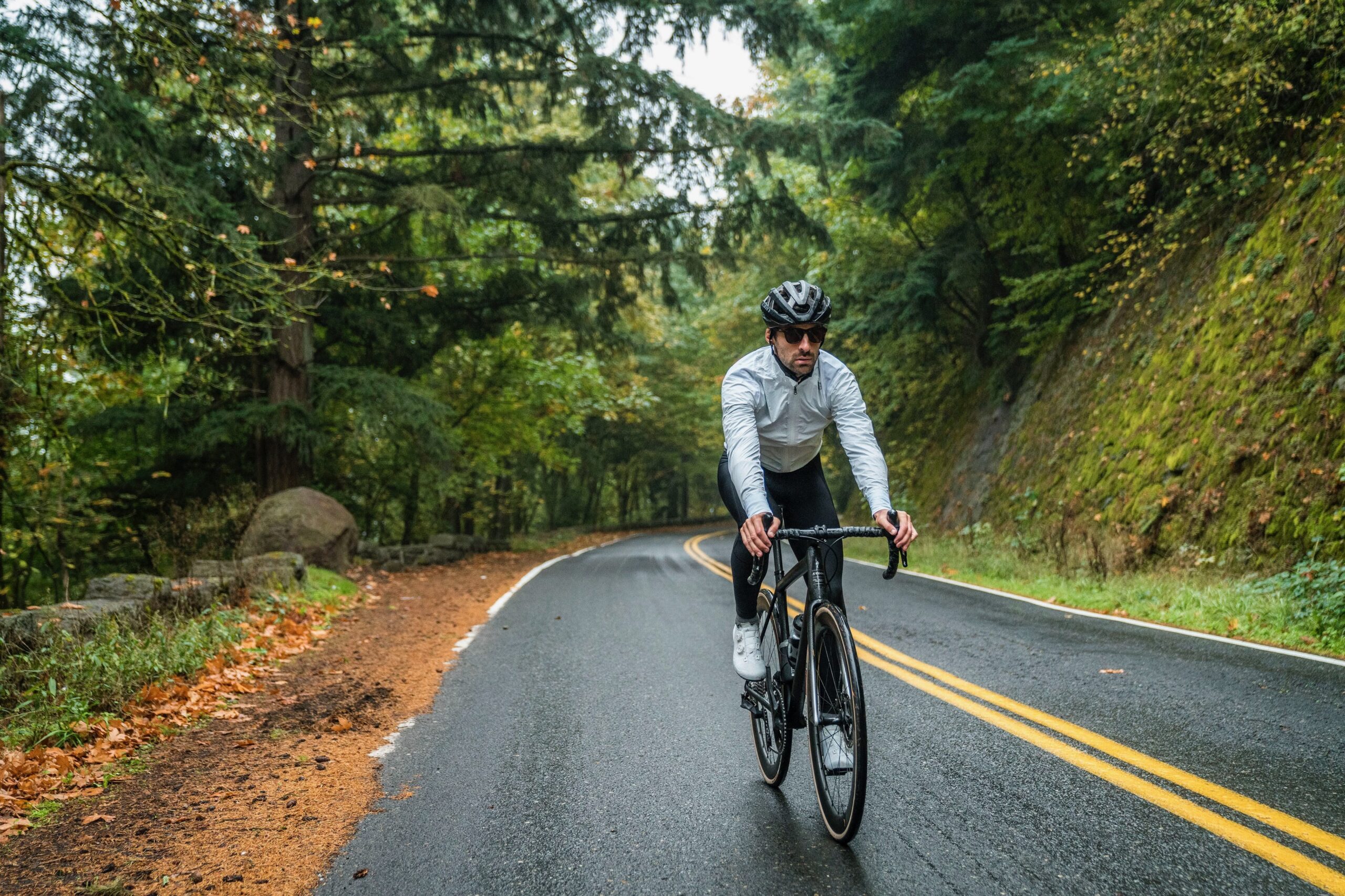 Riding in bib tights on a wet road