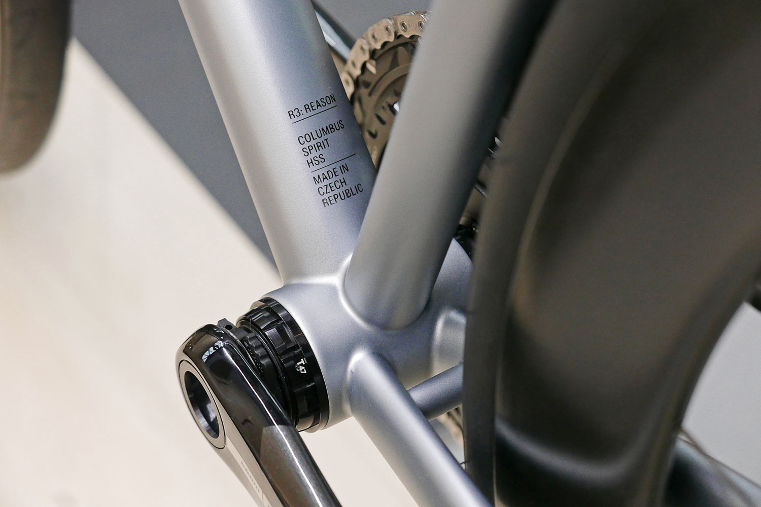 Repete R3 Reason fully integrated handmade modern steel road bike, T47 BB bottom bracket