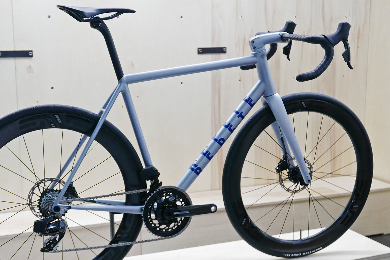 Repete R3 Reason fully integrated handmade modern steel road bike, angled frameset